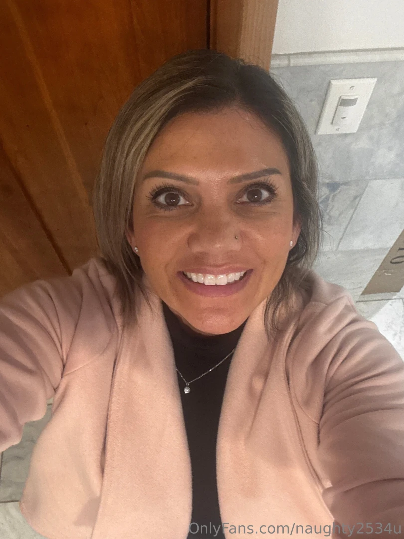 I m on my lunch break so who wants to feed me something warm and i don part 1 