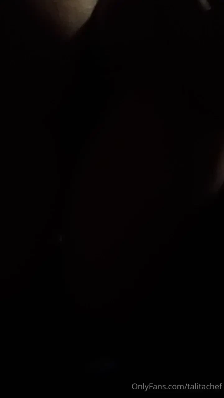 Que rica cena hacemos sobremesa sativaonlyfans 