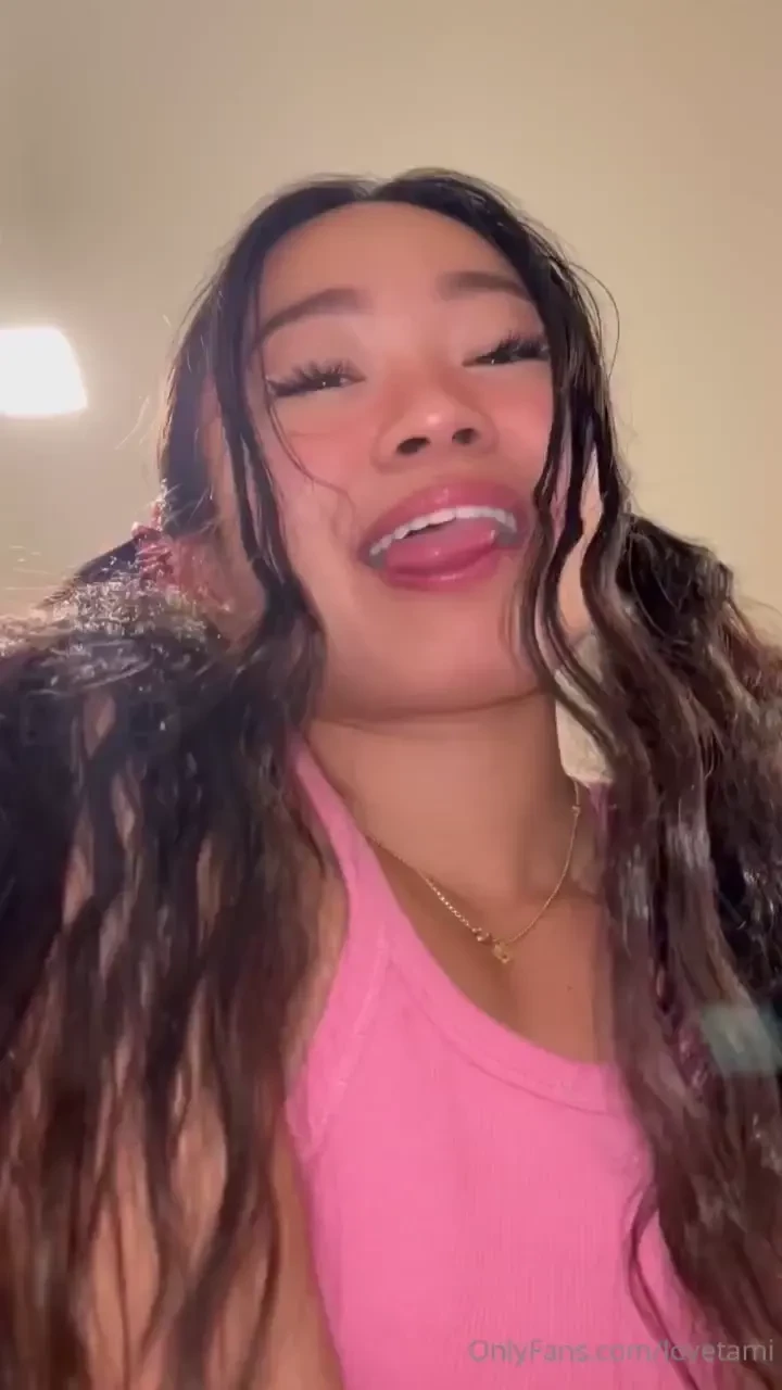 Pigtails no pigtails or is it a tie just curious hehe 