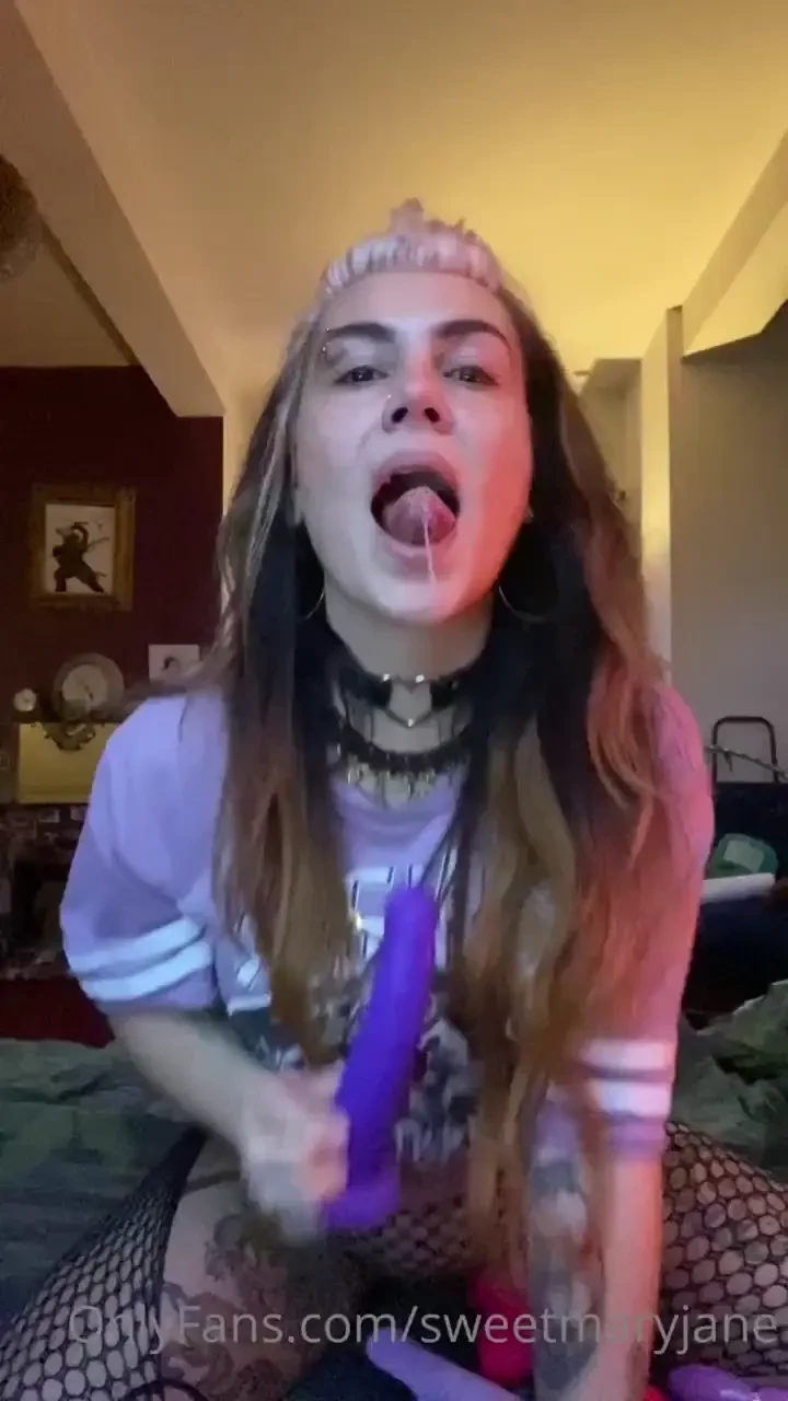 Wanna see the full 9 minute video check your inboxes 