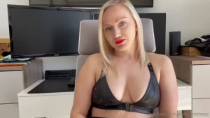 Imagine your the school looser and i m your sexy teacher you drool