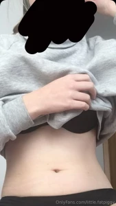 Some pics of skinny piggy