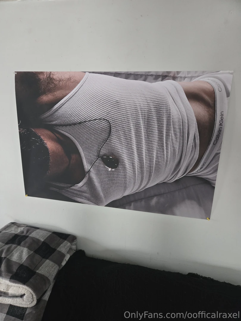 Yea baby got my first print gonna frame it should i make more would 