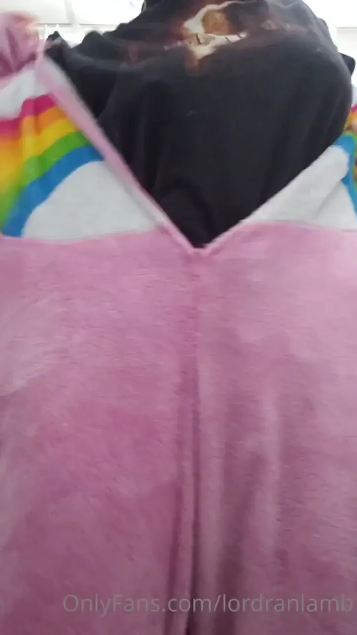 I try to make the content sexy but the reality is that i sit around in part 1 