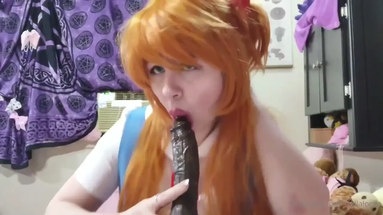 Cosplay blowjob video 