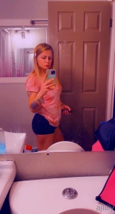 Just really love my booty and my curves part 9