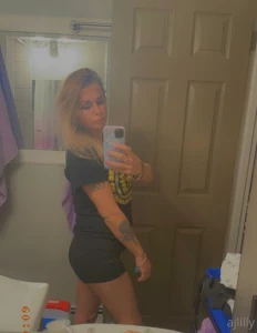 Just really love my booty and my curves part 12