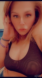 Hi boys who wants to play with me i d love to send you guys some part 5