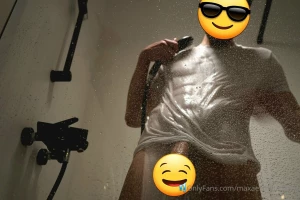 See the full picture on my premium page the first picture of my face