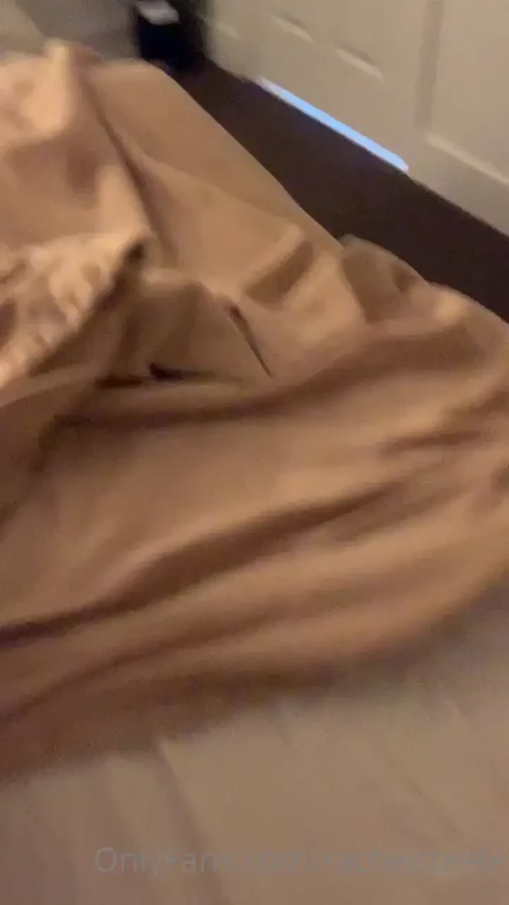 Massage time for mommy 