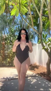 New sex tape drops tonight