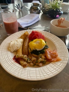 Hie folks i m happy to be back im adjusting fews things here and there part 1