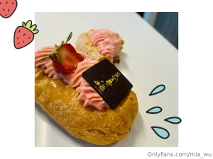 Cet clair m a donn l inspiration de cette semaine mousse fraise avec part 1