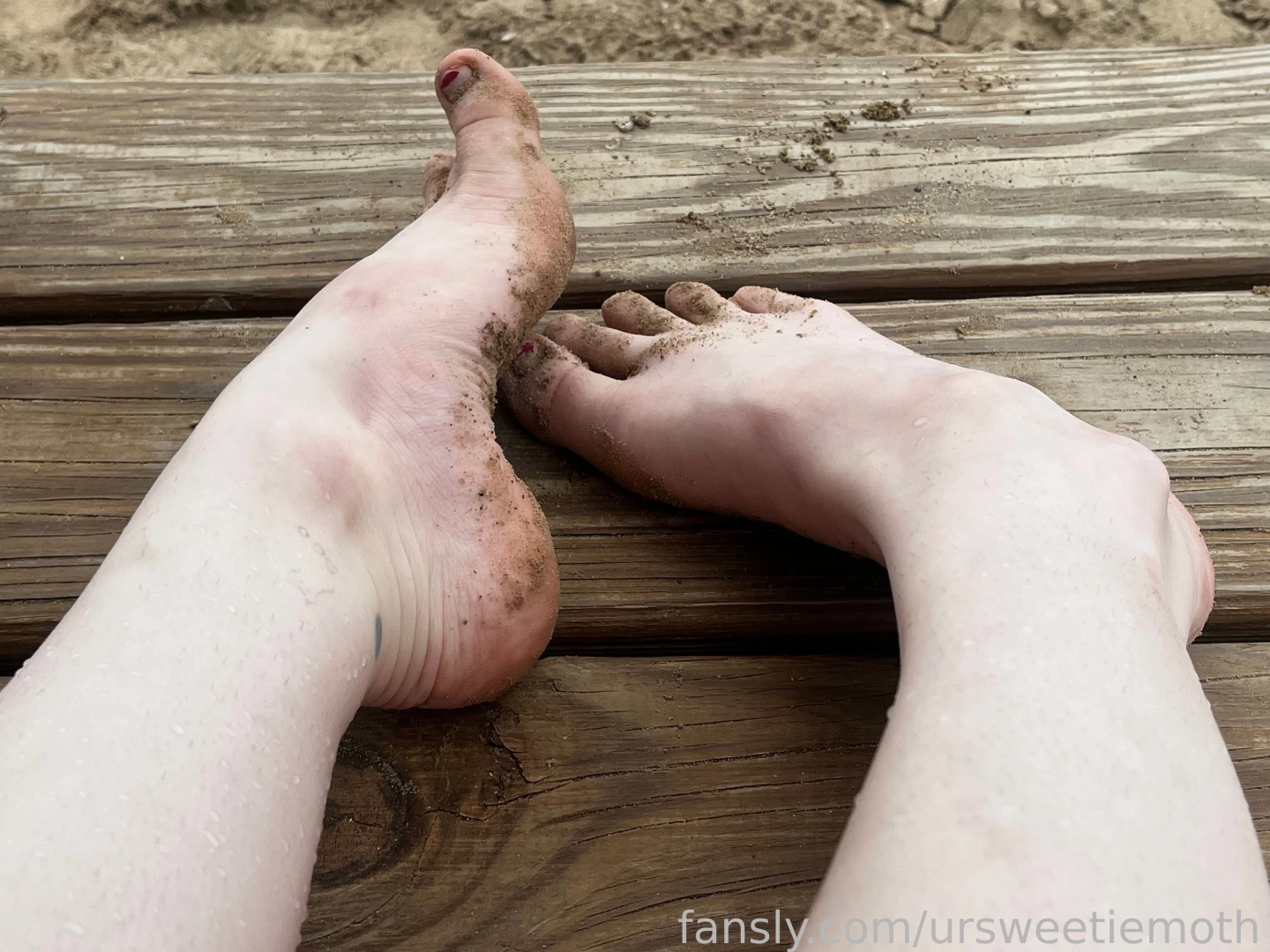 Dirty dirty dirtyfeet beach sandy footfetish feetfetish feet toes 