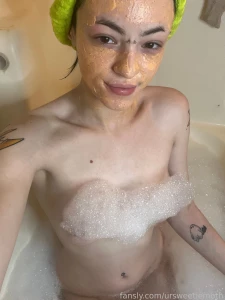 Who knew bath time could be so fun