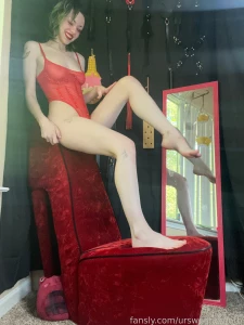 I finally got my throne alt red lingerie alternative smallboobs