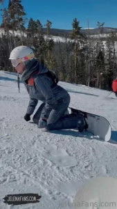 Who else loves snowboarding as much as i do part 1
