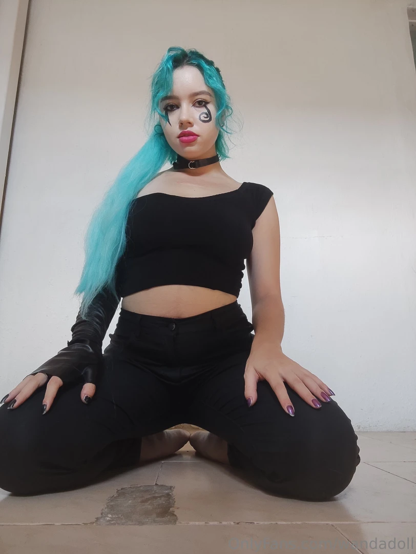 Your fav goth girl is here part 6 