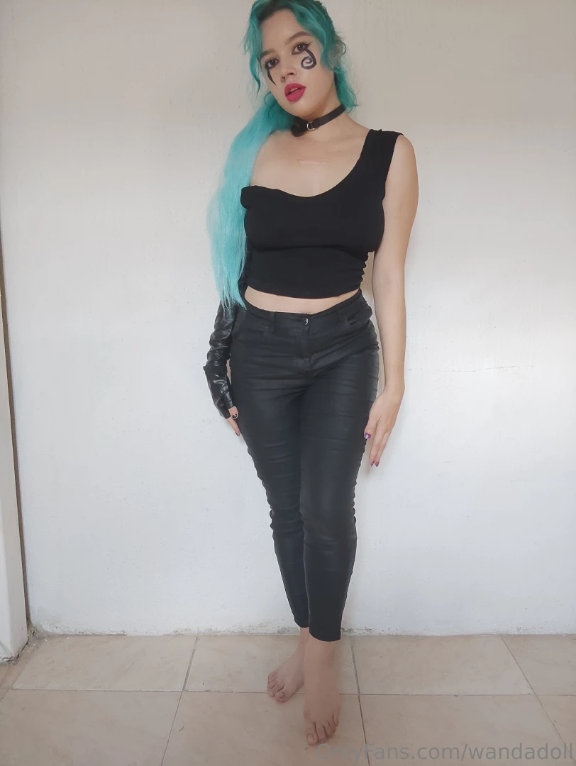 Your fav goth girl is here part 4 