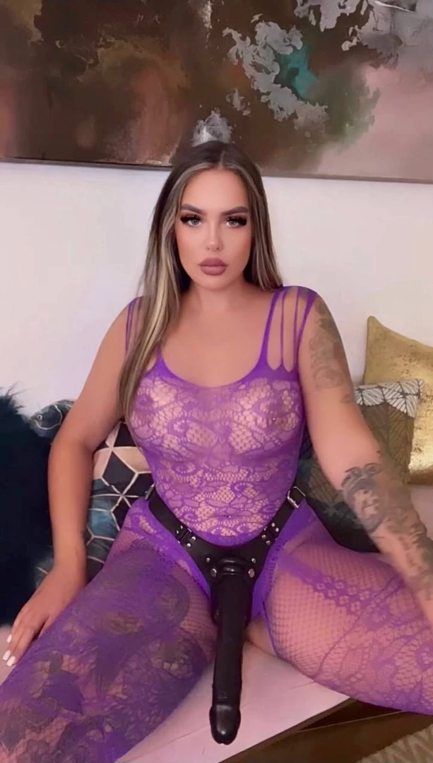 Femdom queen goddess mean bitch or sensual domme girlfriend which one part 3 