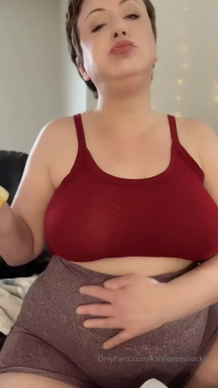 Katy takes a footlong check your dms for full 20 minute video part 4 