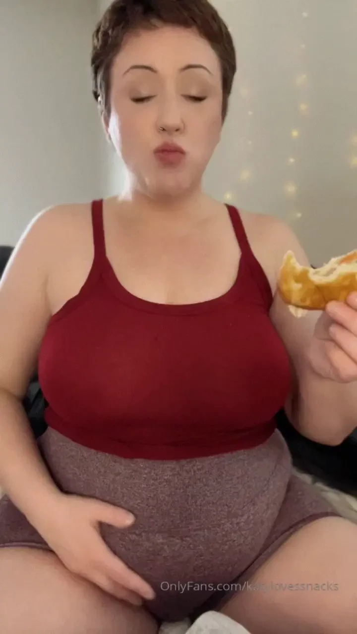 Katy takes a footlong check your dms for full 20 minute video part 6 