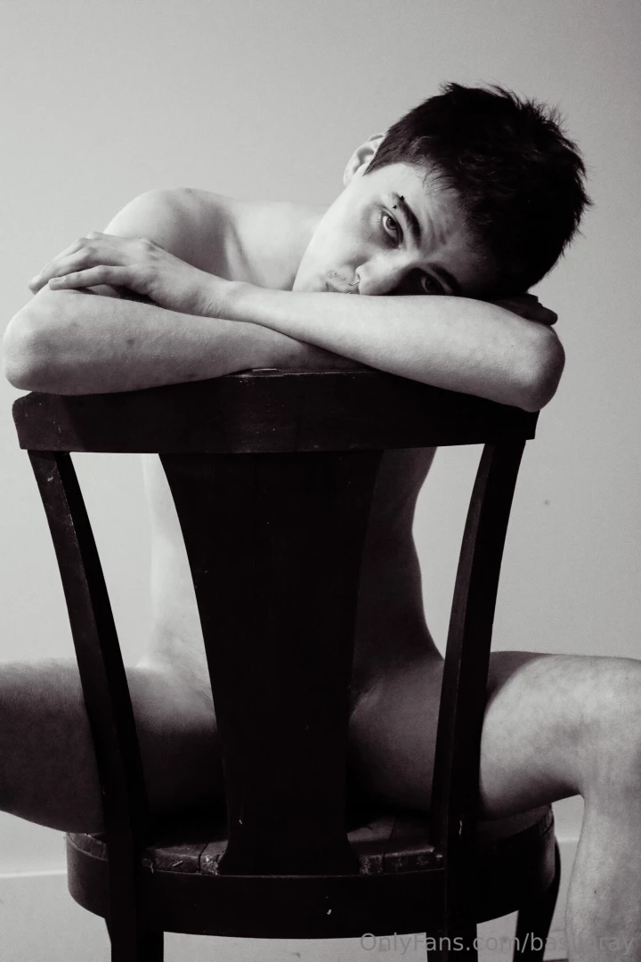 Been fighting of for a bit still can t respond to dms but i m back part 4 