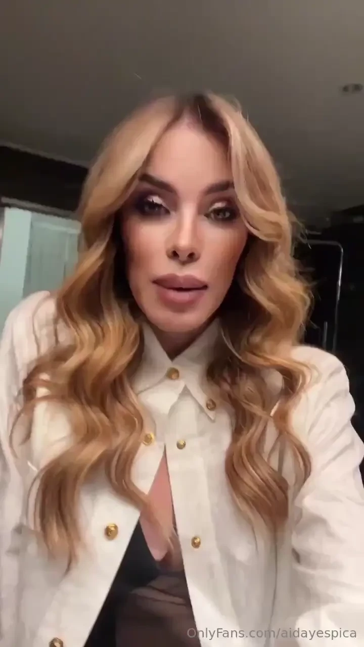 Ciao amori contenuti nuovi pronti venite in dm per scoprire tutte le 