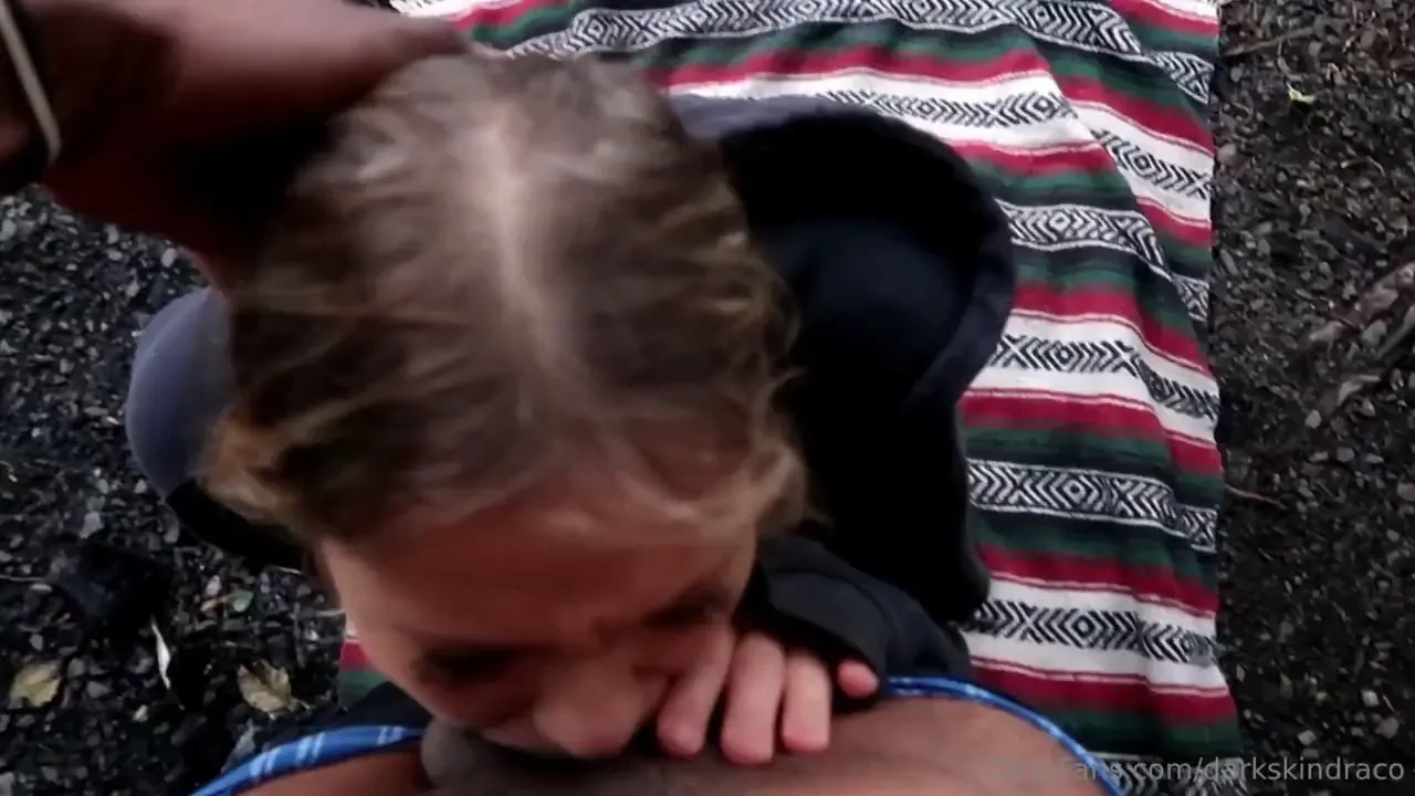 2 pretty views what more could a guy ask for dm me for the full video 