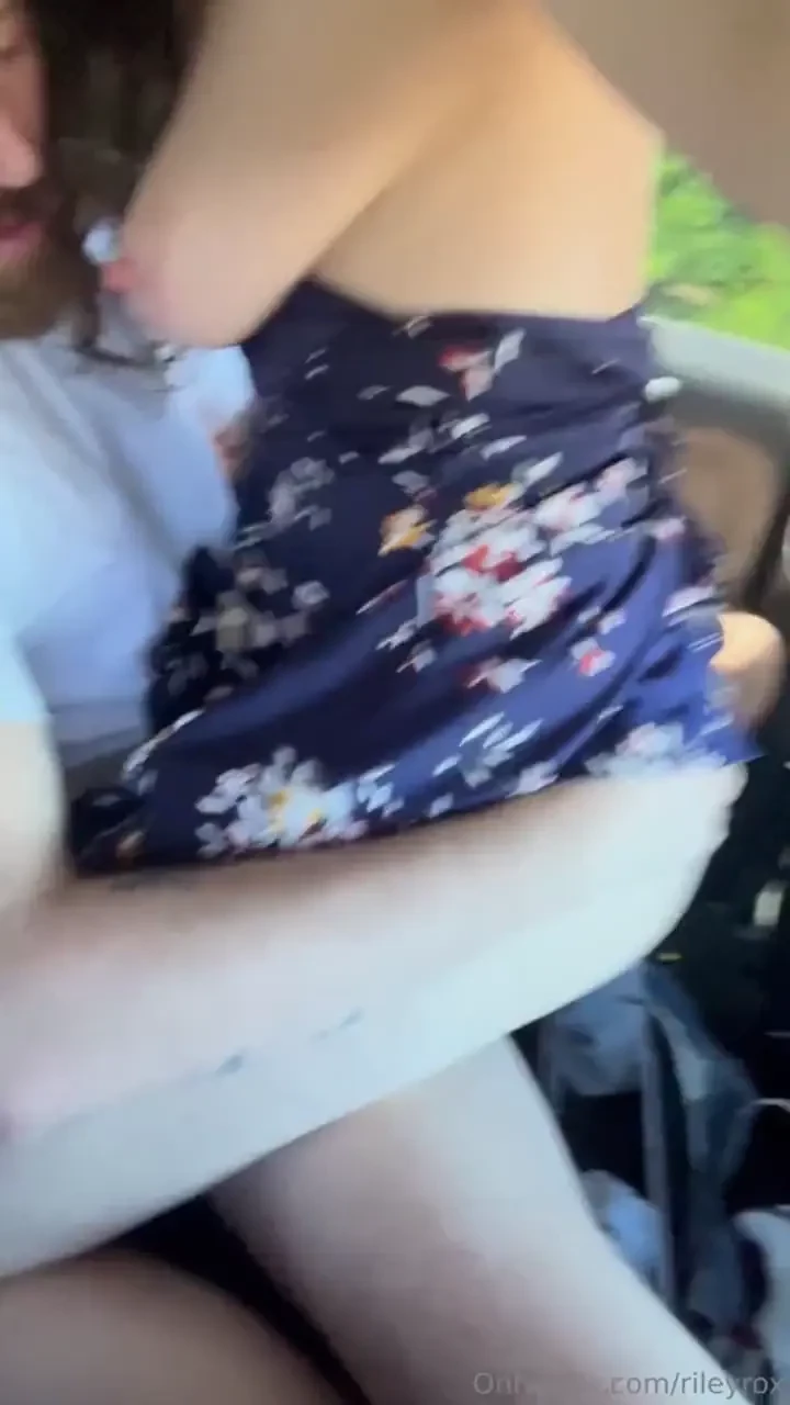 One thing about me is that when i want my pussy filled it s getting 