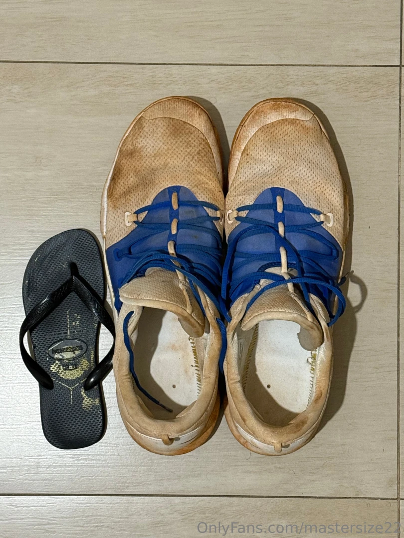 Hey guys i have some stuffs available if you wish worn size 22us shoes part 1 