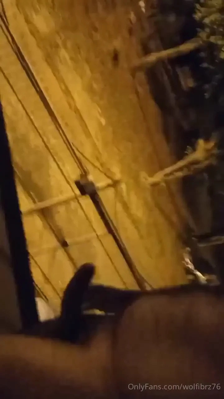 Some exhib b cause i m so fucking horny 