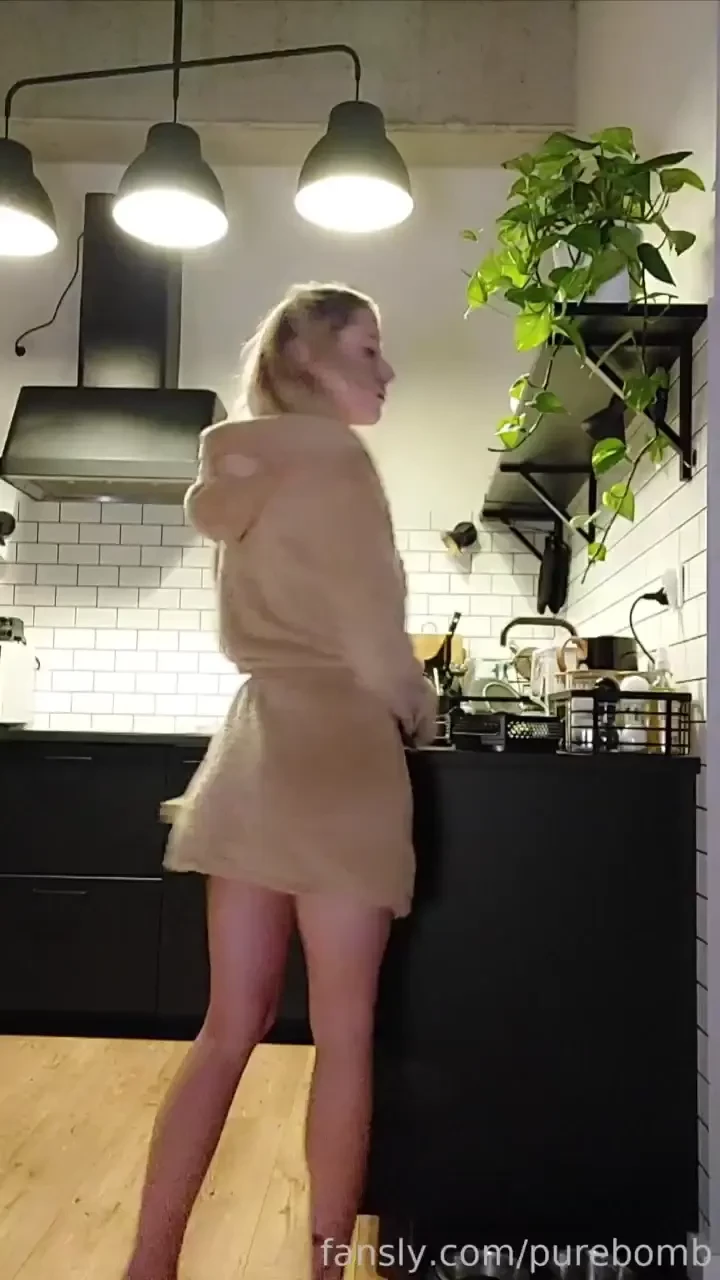 Skinny blonde cute boobs bcup littlebut thin slavic 