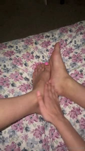 Do you like when i have my toes painted white or pink daddy