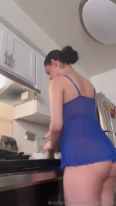 Cooking naked shaking my ass so you know the pancakes are made with part 4
