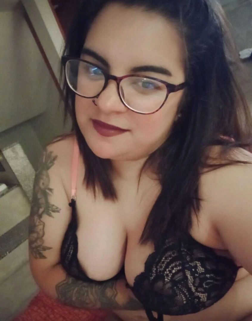 Hmmm surely you re wondering what s so special about leilaa surely you 