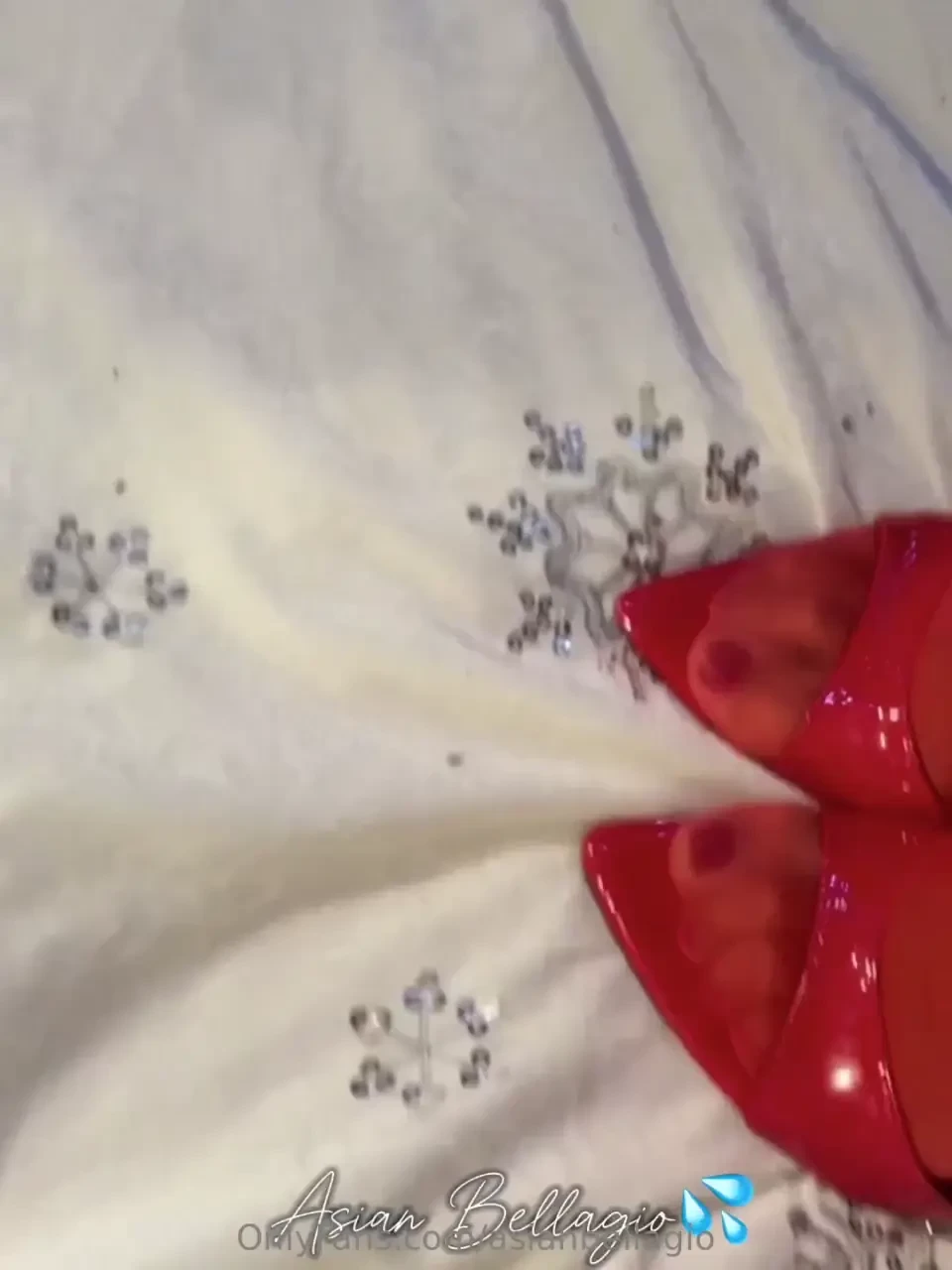 Day 8 of 25 sexy hot holiday looks for my stocking lovers here s a 