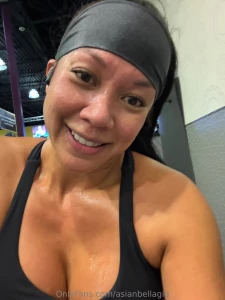 Total body workout my body is sweaty and sore but it feels so good part 3