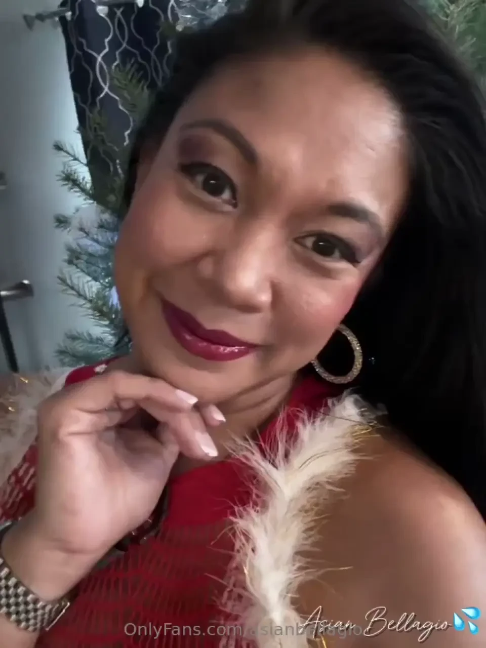 Day 9 of 25 sexy hot holiday looks 