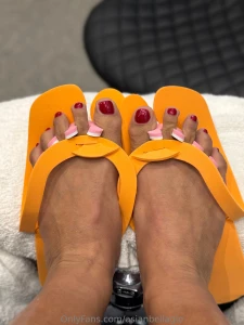 Since my birthday is tomorrow i decided to treat my tootsies to a