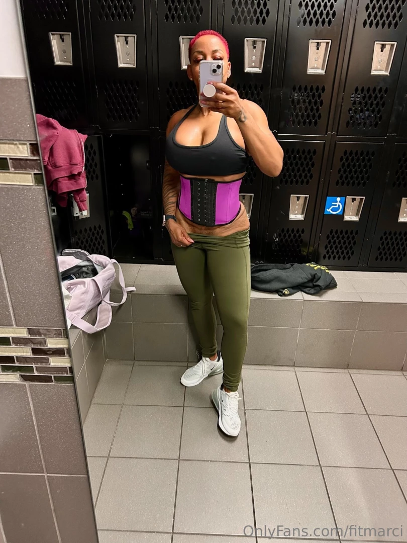Am i wearing too much clothes 