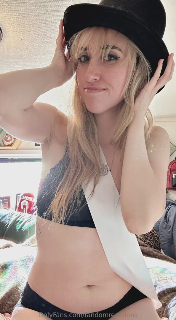 Happy new year y all let s all hope it was better than last bc wtf was part 3 