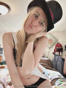 Happy new year y all let s all hope it was better than last bc wtf was part 4