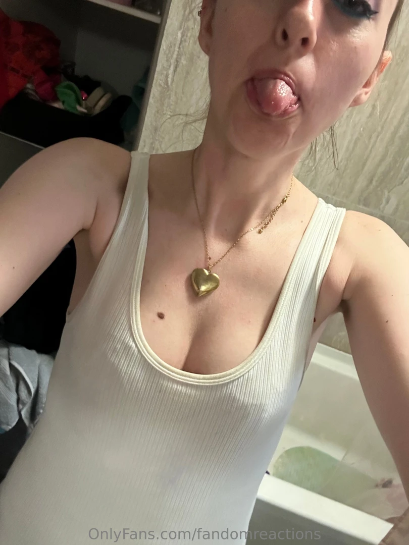 I have no clever caption my boobs looked good here lol part 1 