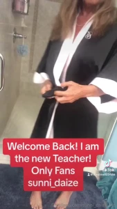 Here s the new teacher