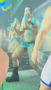 I was dancing at the dragon in shinjuku nichome until a while ago and part 1