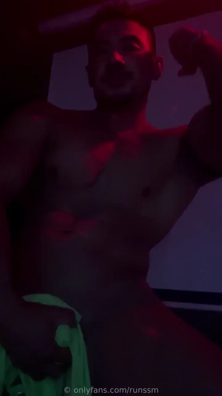 I went to a barbecue until a while ago i ate too much and it s very 