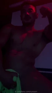 I went to a barbecue until a while ago i ate too much and it s very