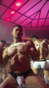 I m back in tokyo today all the four-day parties in seoul were very