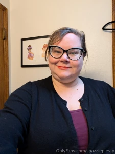 I wanted to wear a cheerful bra since it s a bit cold and gloomy today part 2